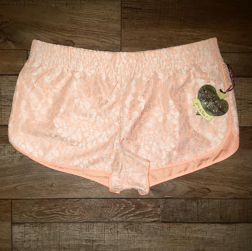 Vera Wang lace shorts